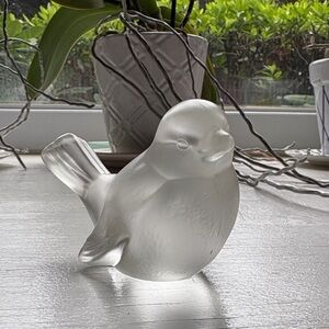 Vintage Fenton Frosted Glass Bird Figurine